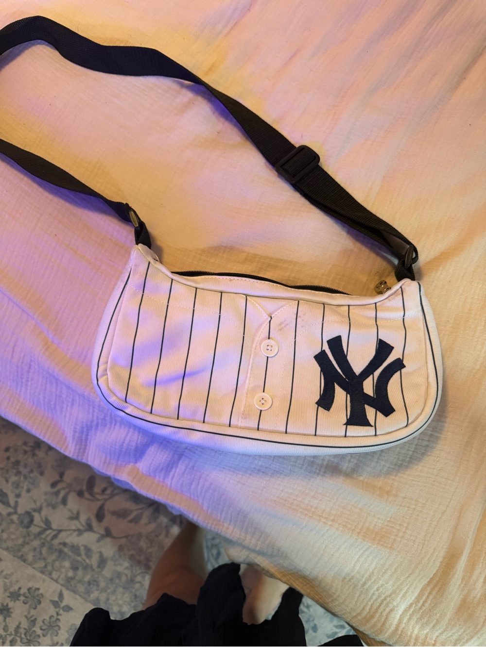 Yankee Purse